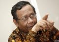 Terlanjur Pinjam di Pinjol Ilegal, Mahfud MD: Jangan Bayar