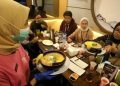 Momen Kumpul Lebaran Ditanya Kapan Nikah, Jawab Begini Aja!