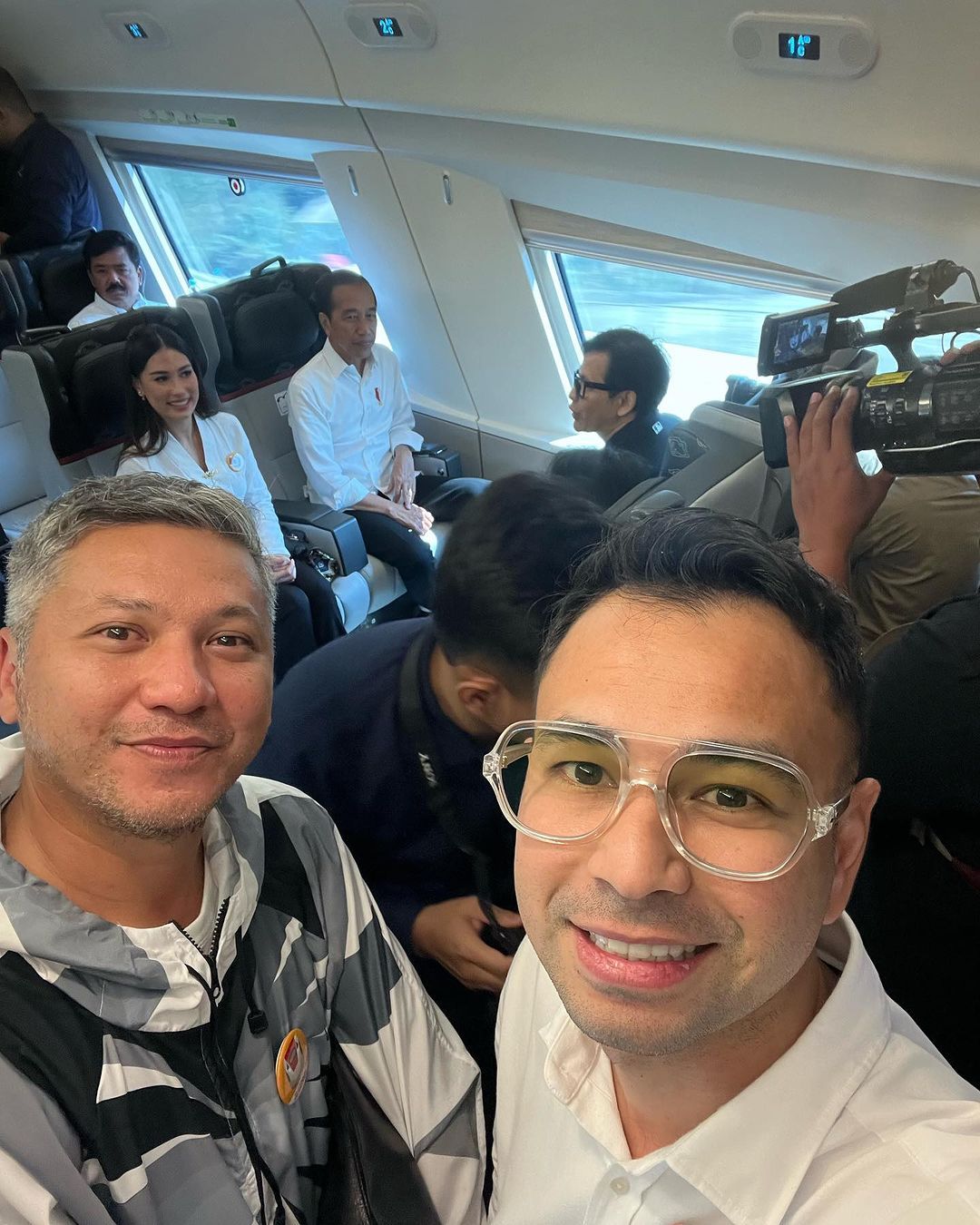 Raffi Ahmad jajal Kerta Cepat Jakarta.-Bandung. (Instagram/raffinagita1717)\