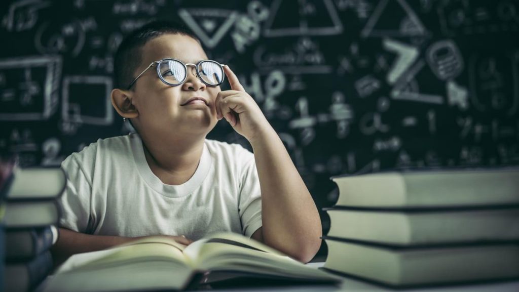 2 Kegiatan yang Bisa Bikin Anak Pintar Menurut Studi Terbaru