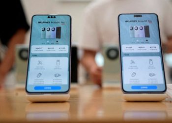 Warga China Pilih iPhone 15 atau Huawei Mate 60, Bikin Kaget!