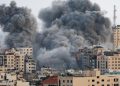 Balas Hamas, Israel Guyur Gaza dengan Bahan Kimia Bahaya