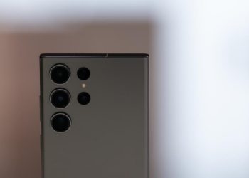 31 HP Samsung yang Kebagian OneUI 6.0, Ada Punyamu?