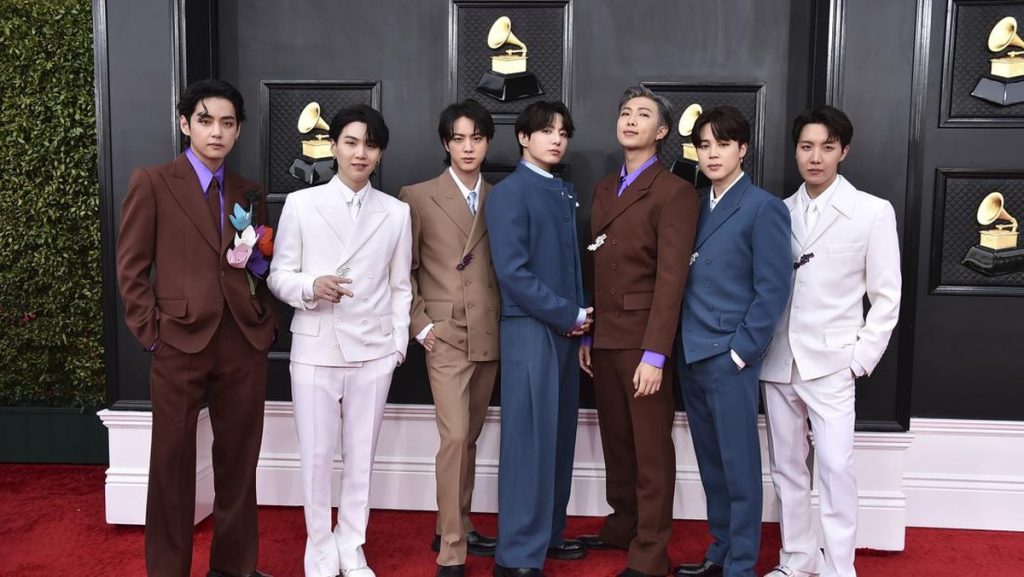 4 Member BTS Resmi Daftar Wajib Militer, Hiatus Sampai 2025