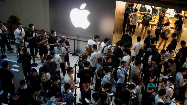 Harga iPhone Turun Drastis Usai Digempur HP China, Cek Daftar Terbaru!